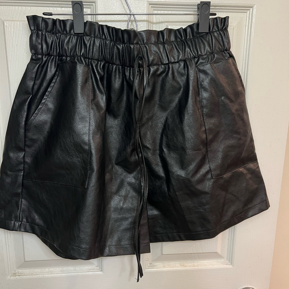 SHEIN faux leather paper bag short, never work